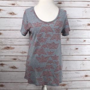 🦄 Lularoe Classic Tee Medium 🦄